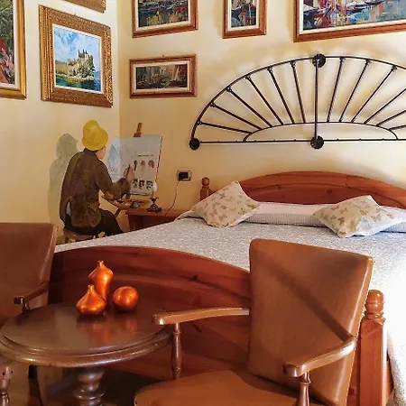 The Queen Tower Ντεζεντσάνο ντελ Γκάρντα