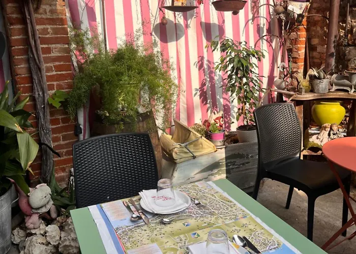 The Queen Tower Bed & Breakfast 4*