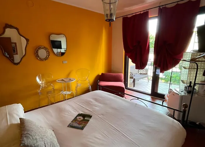 Bed & Breakfast The Queen Tower 4*
