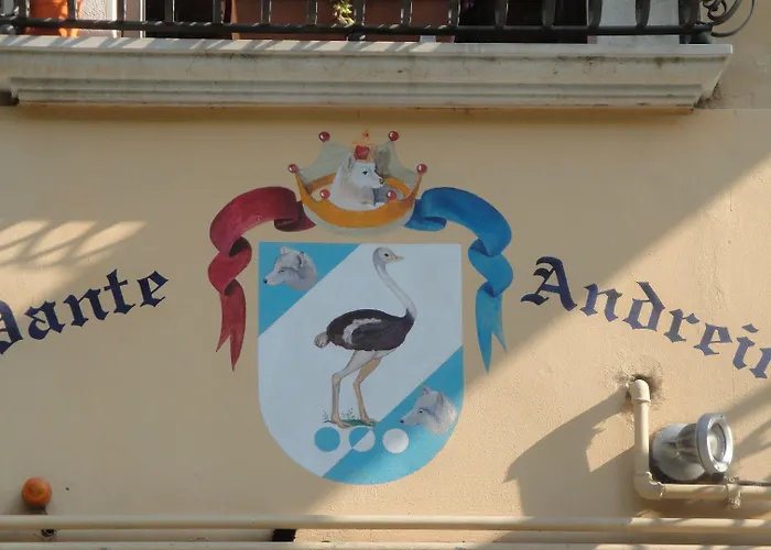 The Queen Tower Bed & Breakfast 4*